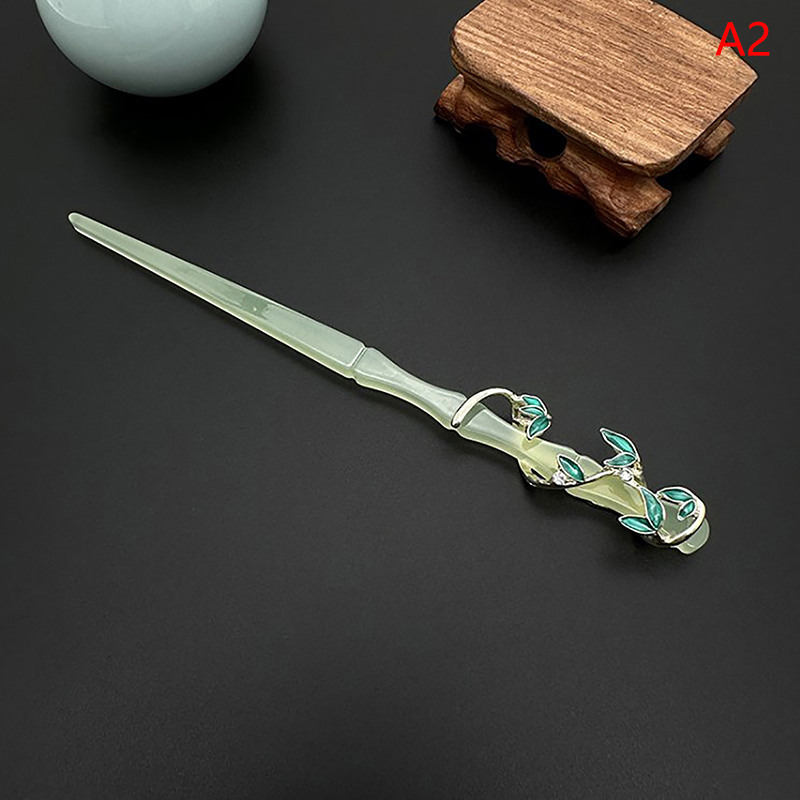 Korean%20Chinese%20Hanfu%20Bamboo%20Crystal%20Hairpins%20Leaf%20Hair%20Stick%20Girl%20Headdress%20Zircon%20Braided%20Hair%20Clip%20Women%20Elegant%20Retro%20Acrylic%20CHAINI%20-%20Image%205