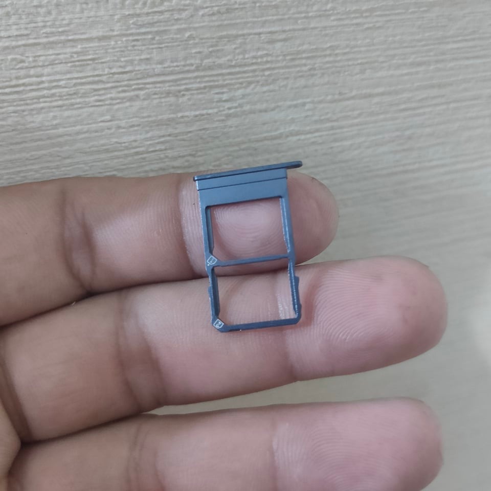 Khay Sim Vsmart Live 4