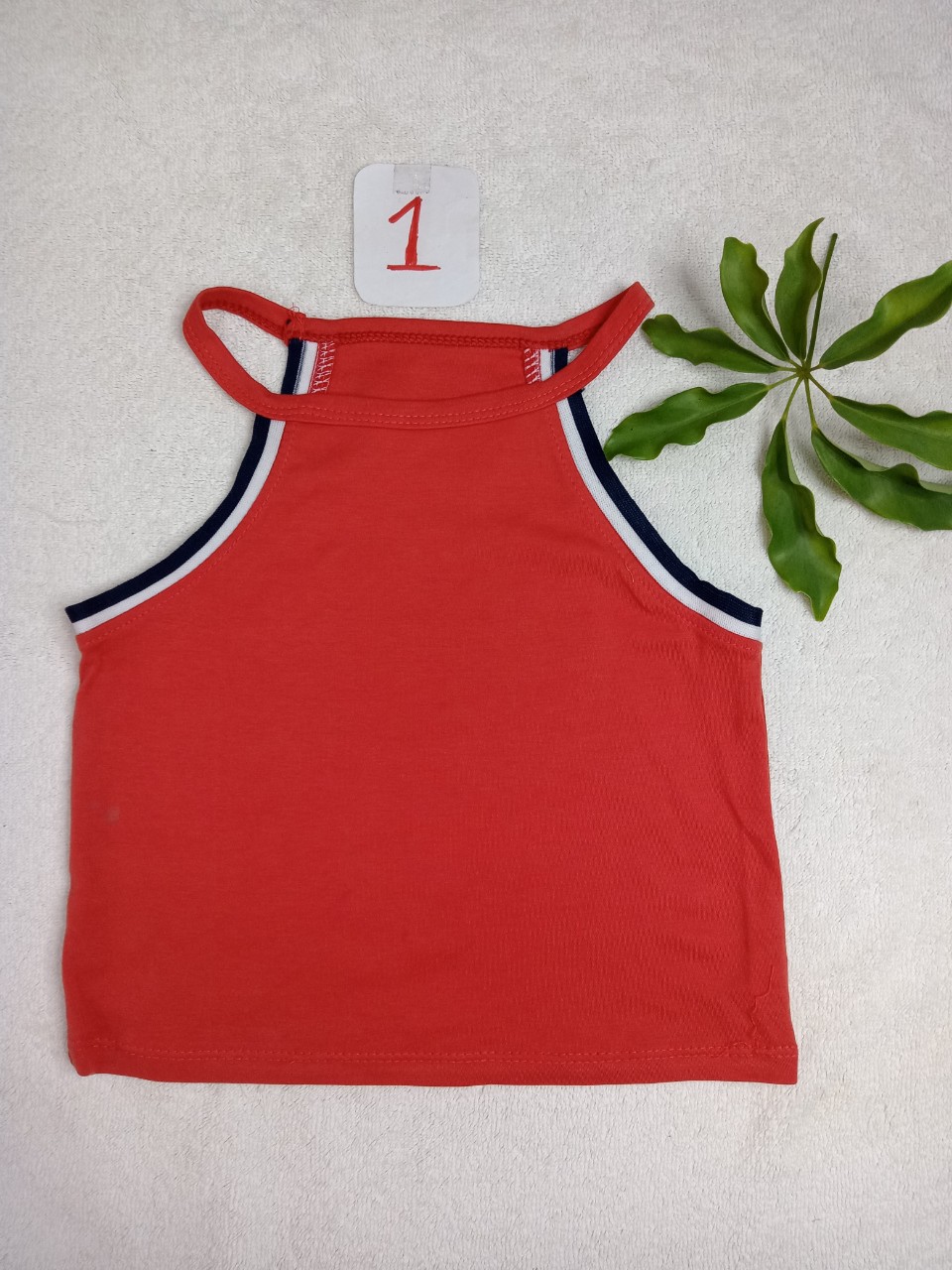 Áo thun crop top cổ yếm, ba lổ, hai dây