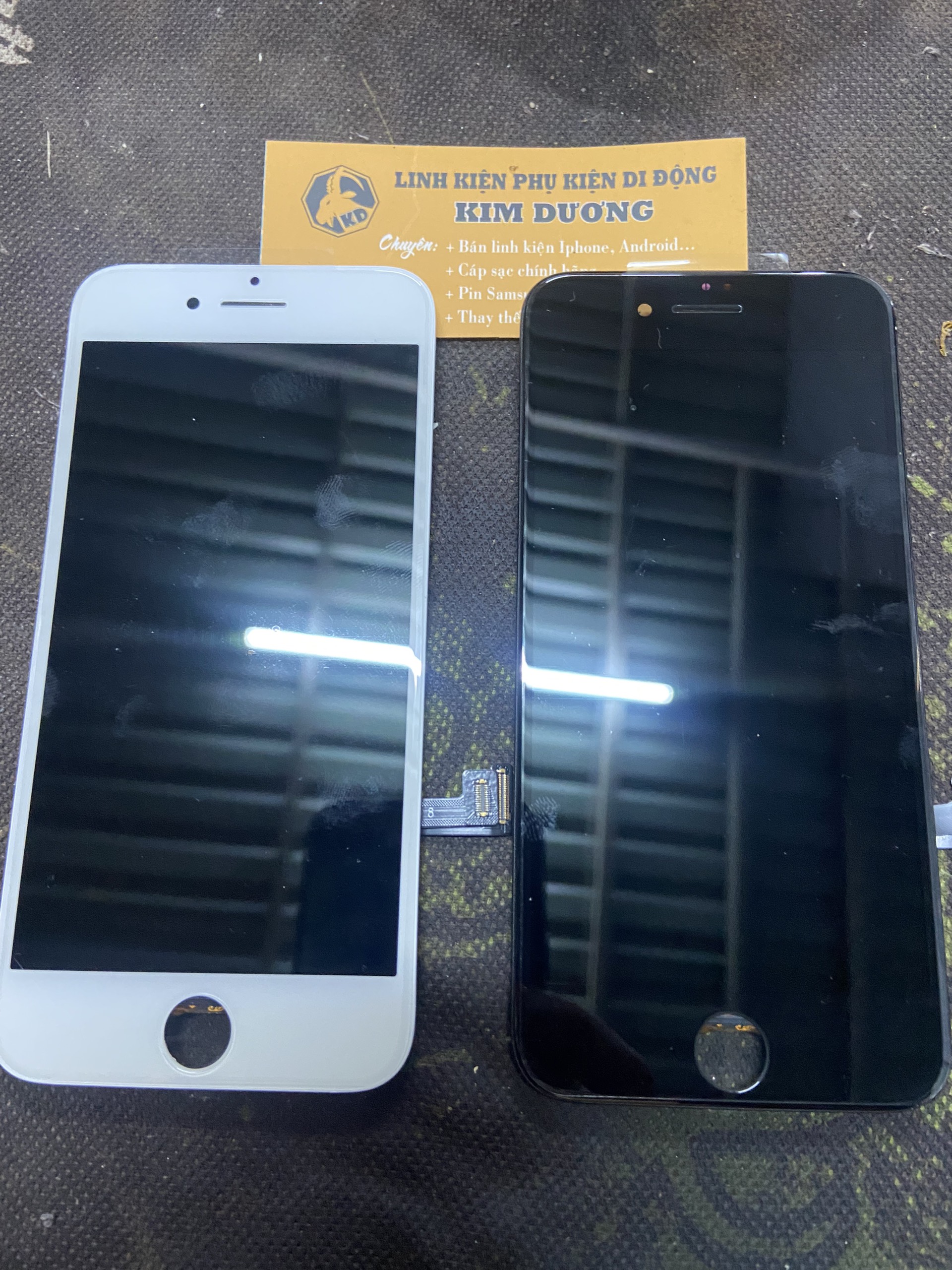 [HCM] Màn hình linh kiện cho Ip 8 nhỏ ( màu trắng/ màu đen).
