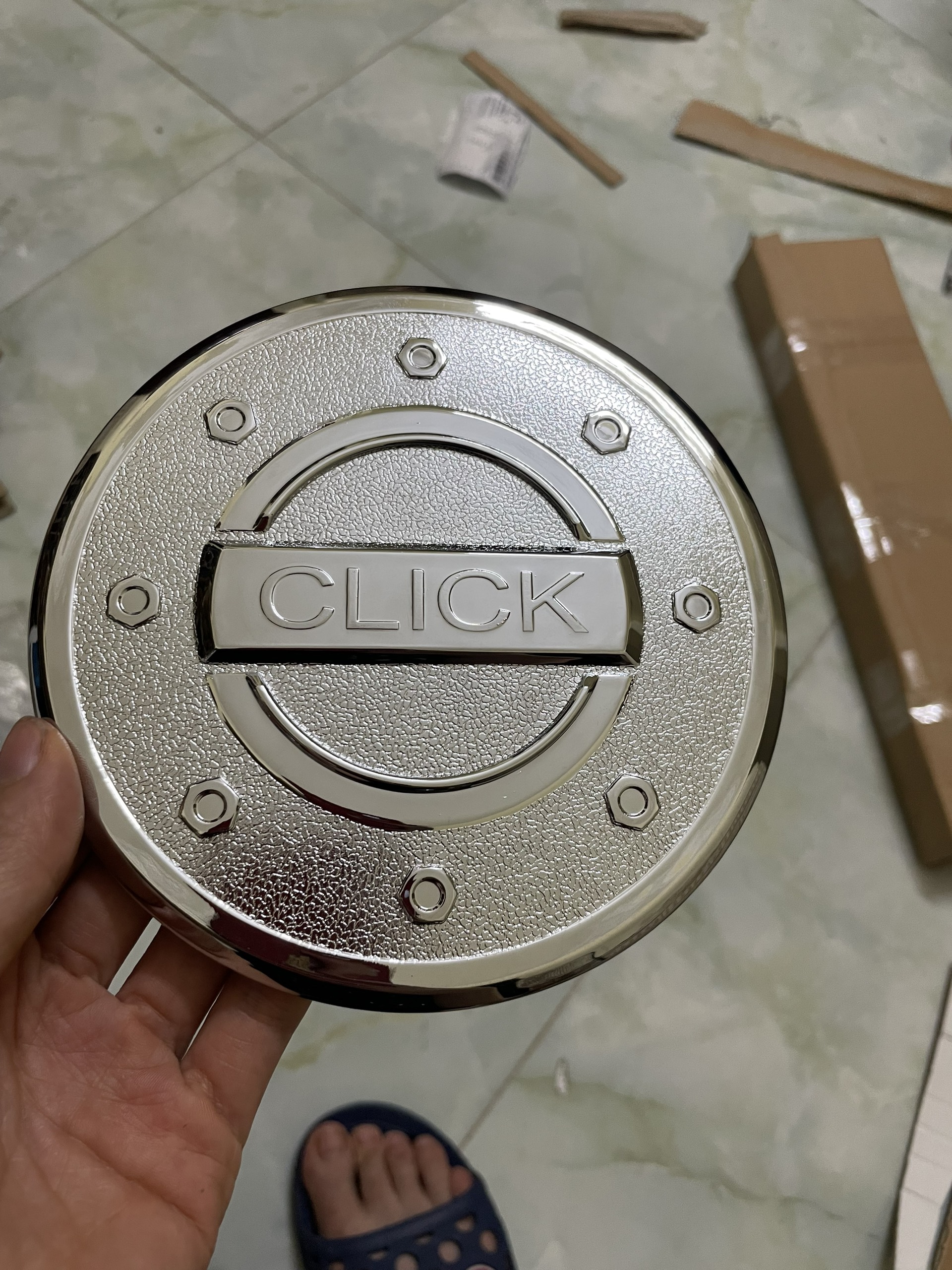 Ốp nắp bình xăng mạ crom xe hyundai getz 2007-2012 mẫu mới