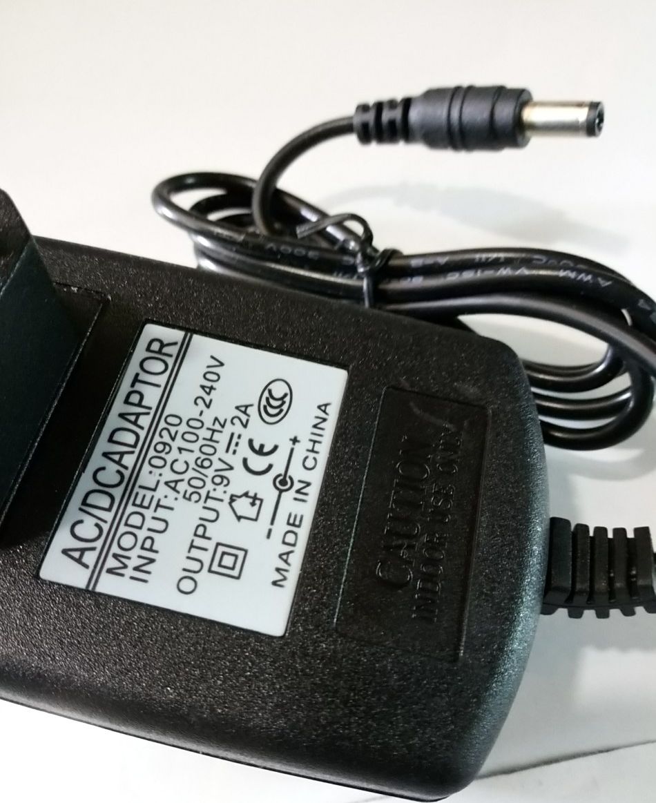 Adapter DC 9V - 2A (Đầu lớn - Chân cắm 5.5mm X 2.1 -- 2.5mm)