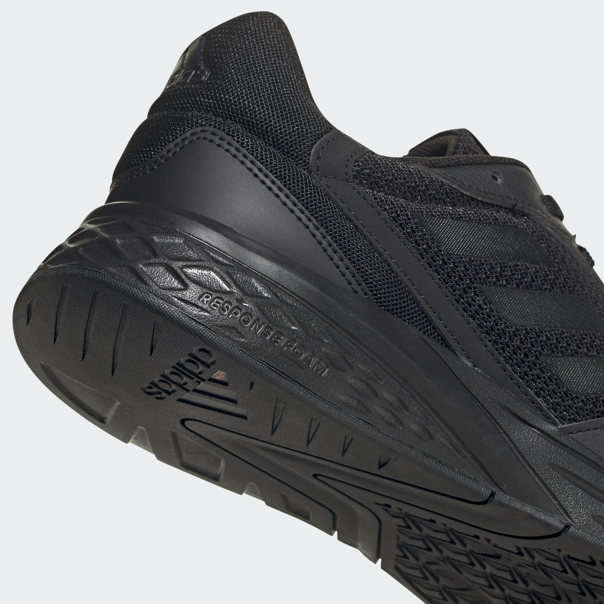 Cipő adidas - Response Run FY9576 Cblack/Cblack/Cblack - Edzőcipők -  Futócipők - Sport - Férfi | ecipo.hu