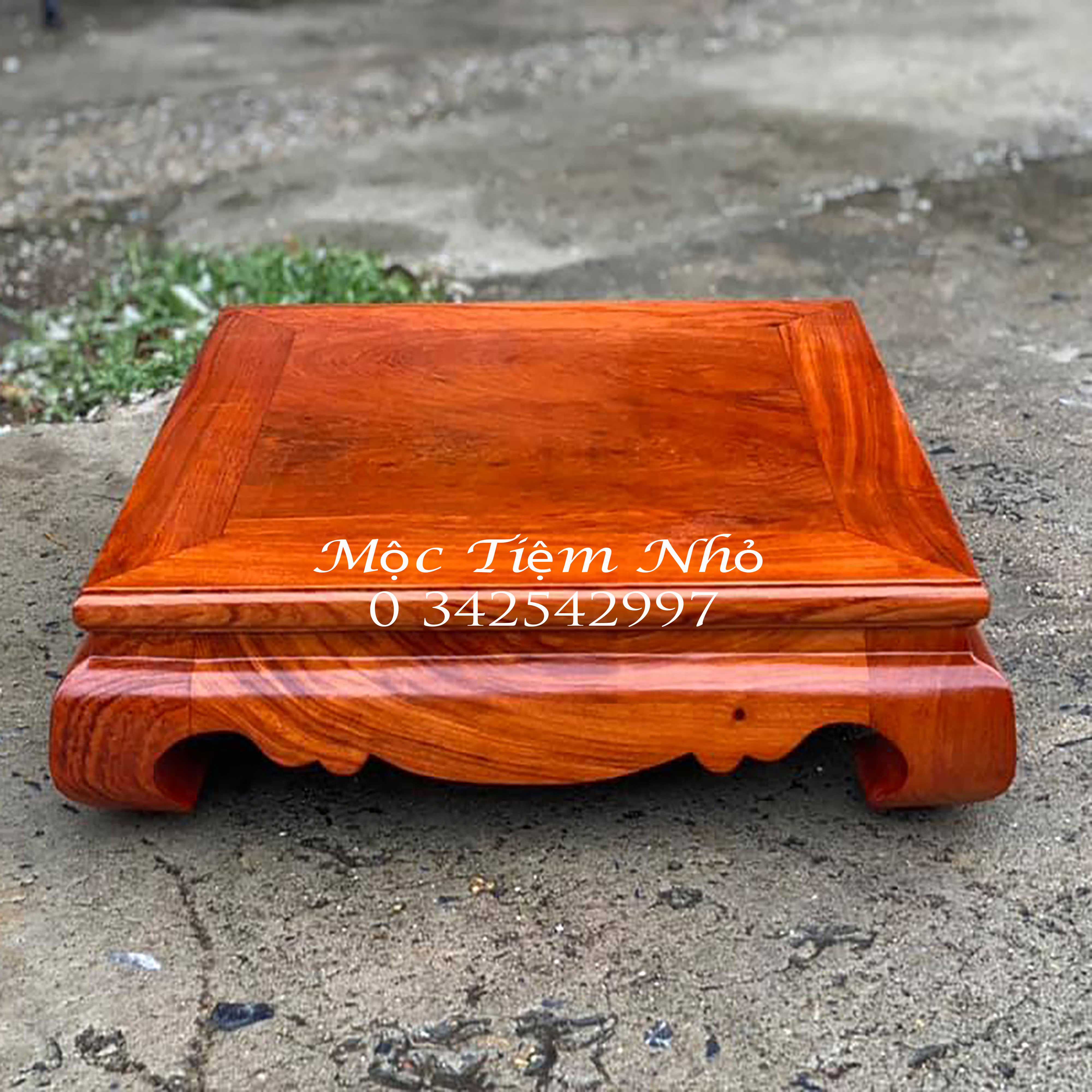 Bàn gỗ trơn vuông kê thần tài gỗ hương cao 10cm