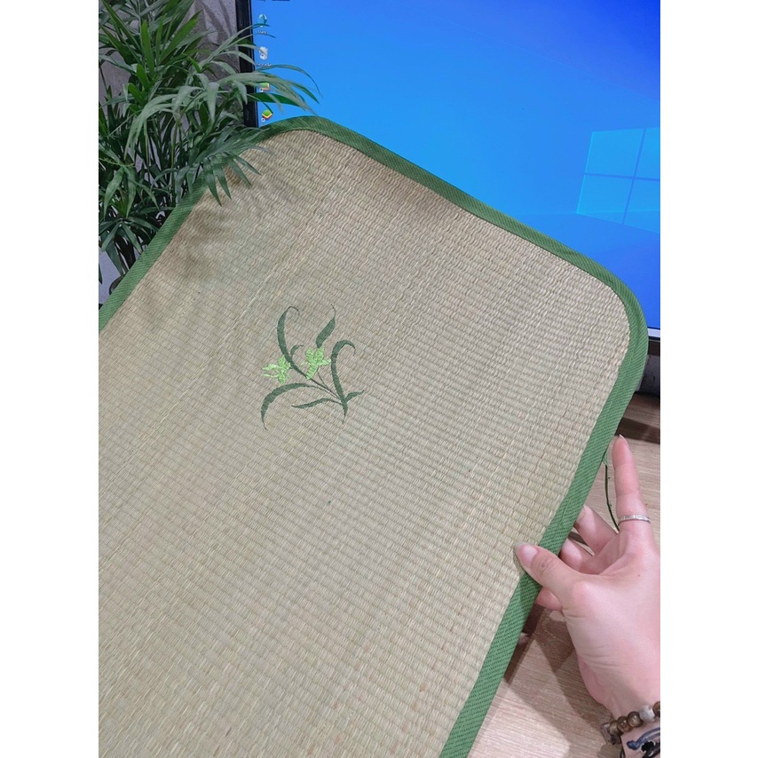 Chiếu cói, chiếu cỏ 2 size lớn nhỏ cho bé