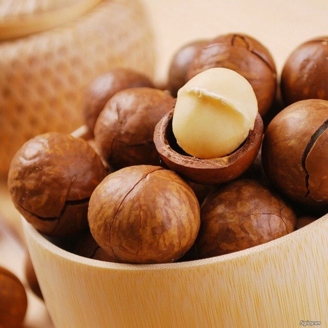 Gói 1kg hạt mắc ca nứt vỏ đăk lăk