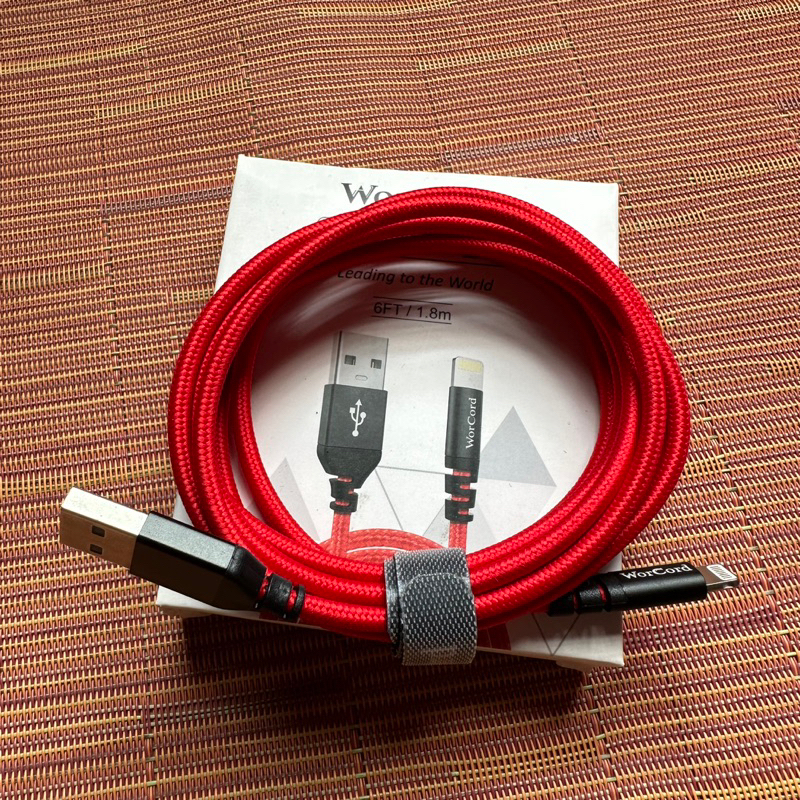 Cáp Bọc Dù USB A to Light Worcord 1.8m