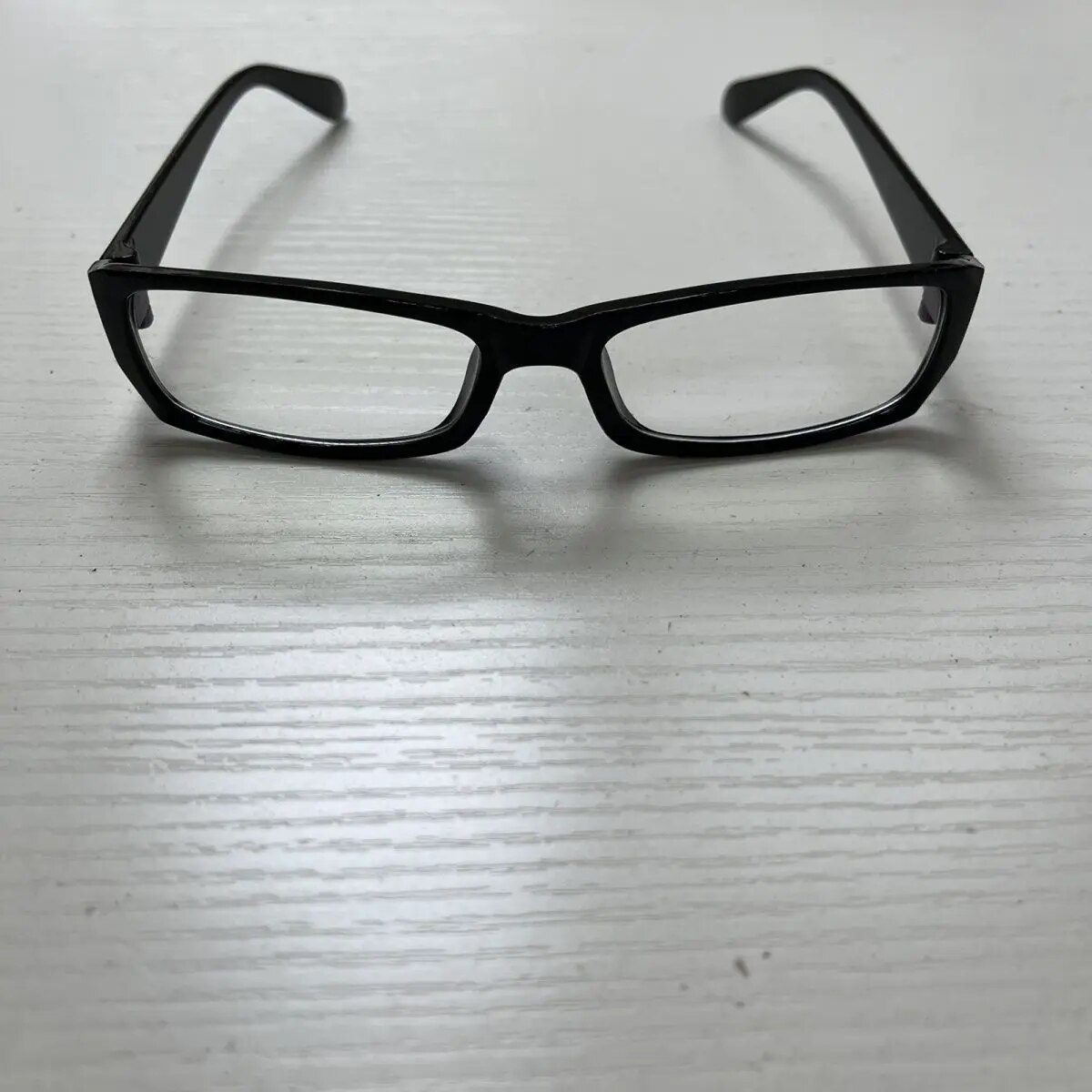 【Hot demand】 Attack On Titan Hange Zoe Cosplay Eyeglasses Eye Glasses Eye Patch Halloween Cosplay Costume Accessory.