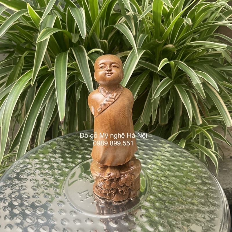 [GIA RE] Tượng tuỳ duyên gỗ bách cao 30cm
