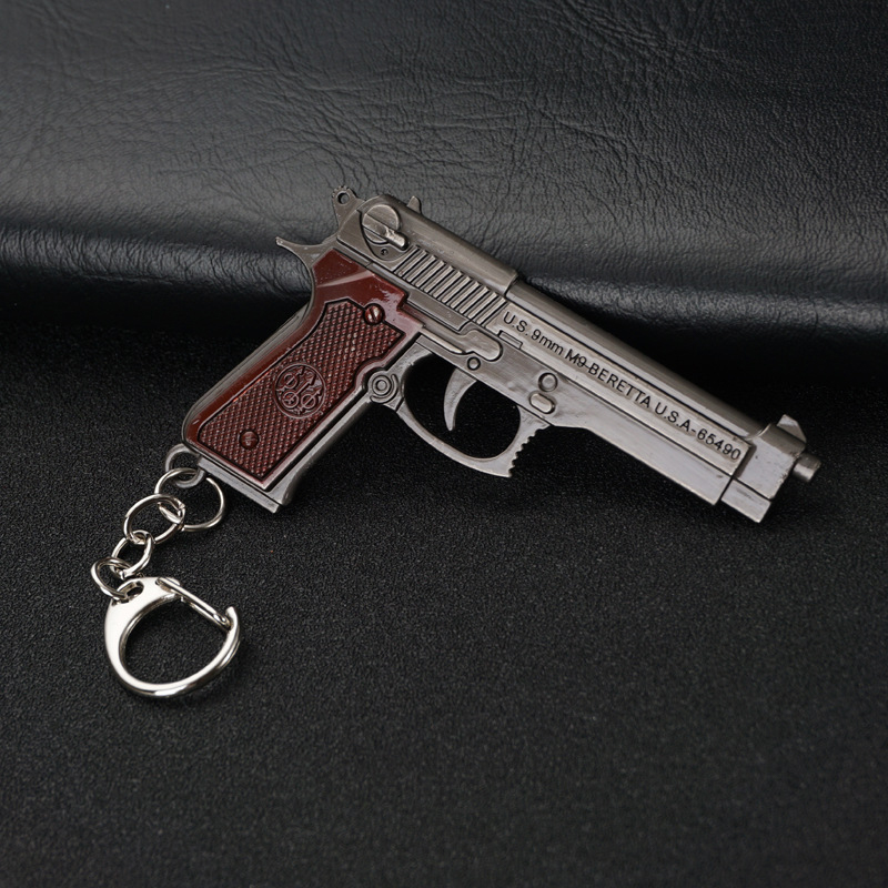Cool%20Game%20Pistol%20Shape%20Keychain%20Metal%20P92%20R45%20R1895%20Model%20Toy%20Key%20Ring%20Gift%20DFGGT%20-%20Image%203