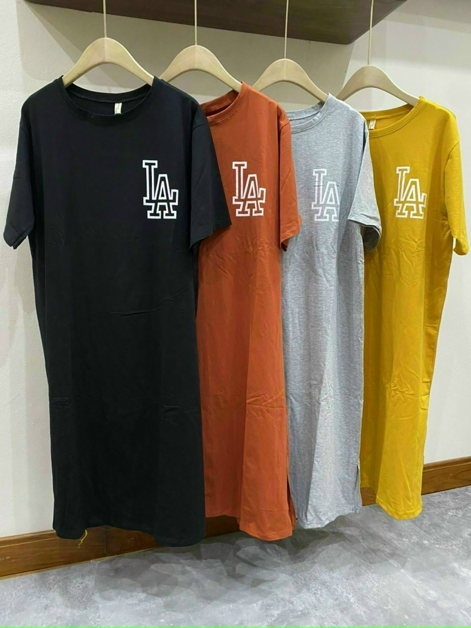 Váy suông bigsize, bầu bí bon chen, vải lụa không nhăn