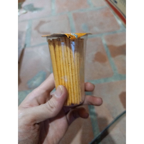 1 hộp quẩy cốc giòn giòn tổng kho đồ cchơi trẻ em