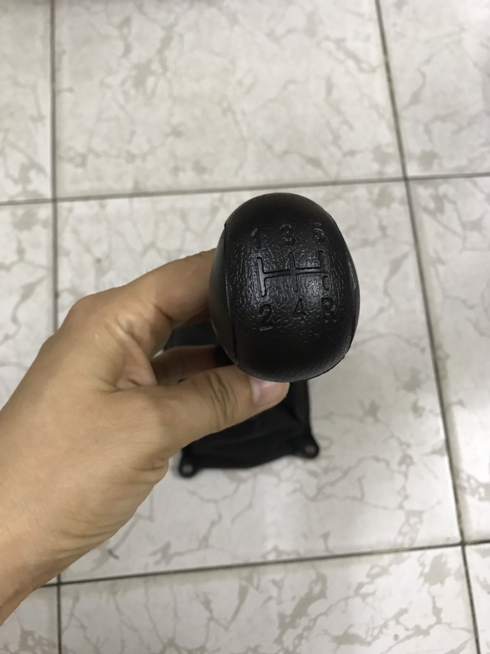 Quả đấm cần số liền chụp bụi Chery QQ và Daewoo Matiz 1,2