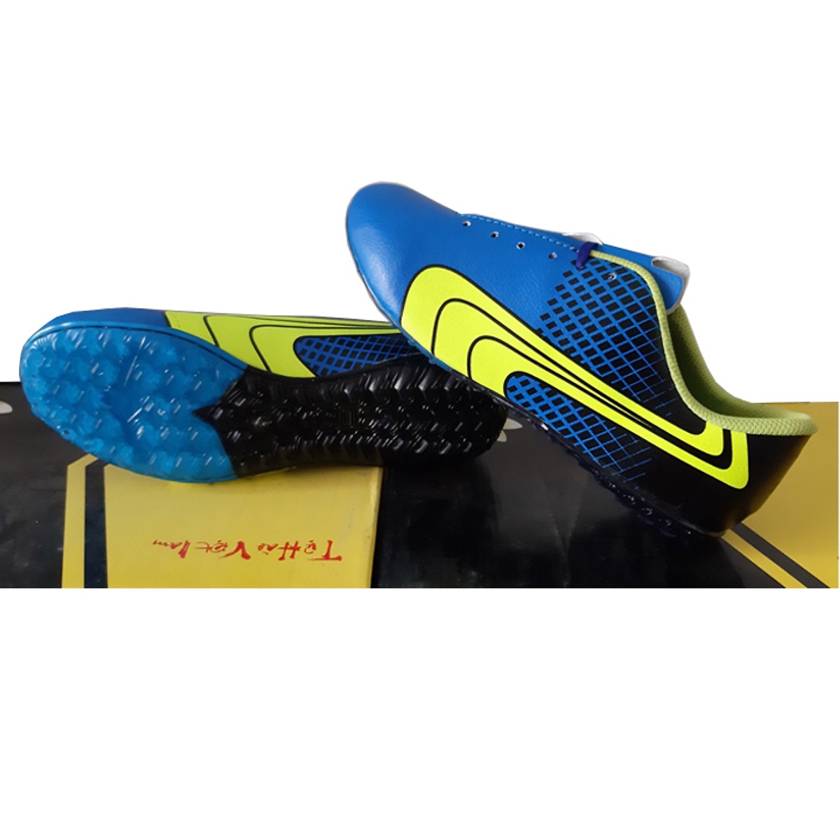 Giày Đá Bóng Sân Cỏ Nhân Tạo May Đế Size 37 Đến 43