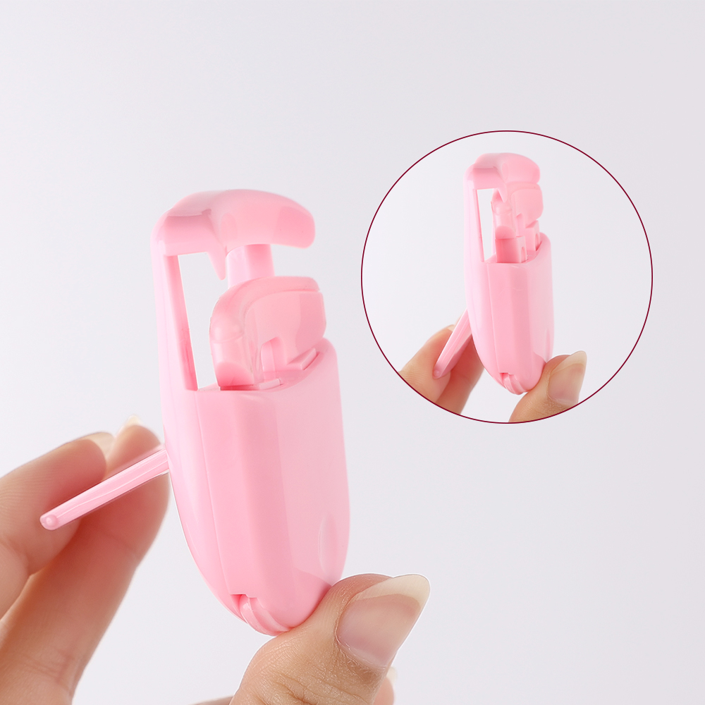1PC Professional Mini Eyelashes Curler Plastic Portable Lashes Curling