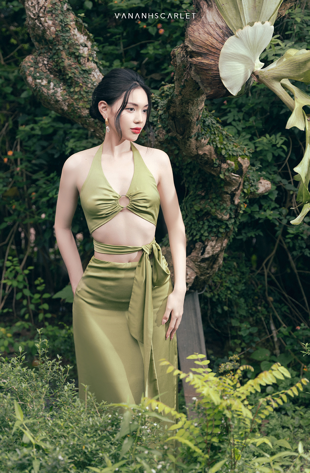 Set Váy VANANHSCARLET Khoen Ngực