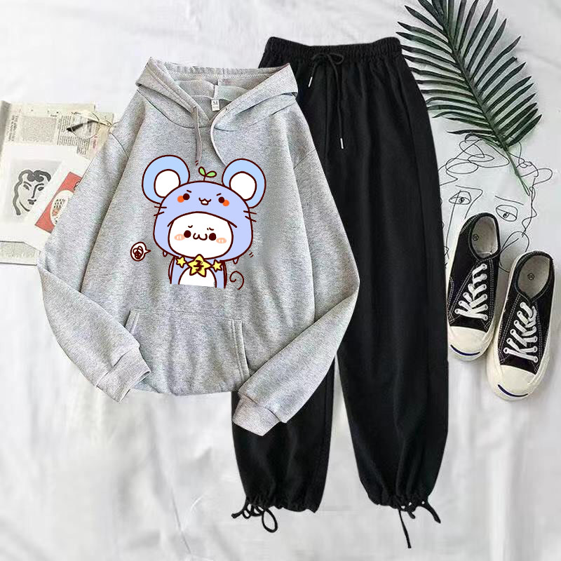 Sét bộ áo hoodie kèm quần bom rút in hình mầm lá mặc áo chuột rất kute