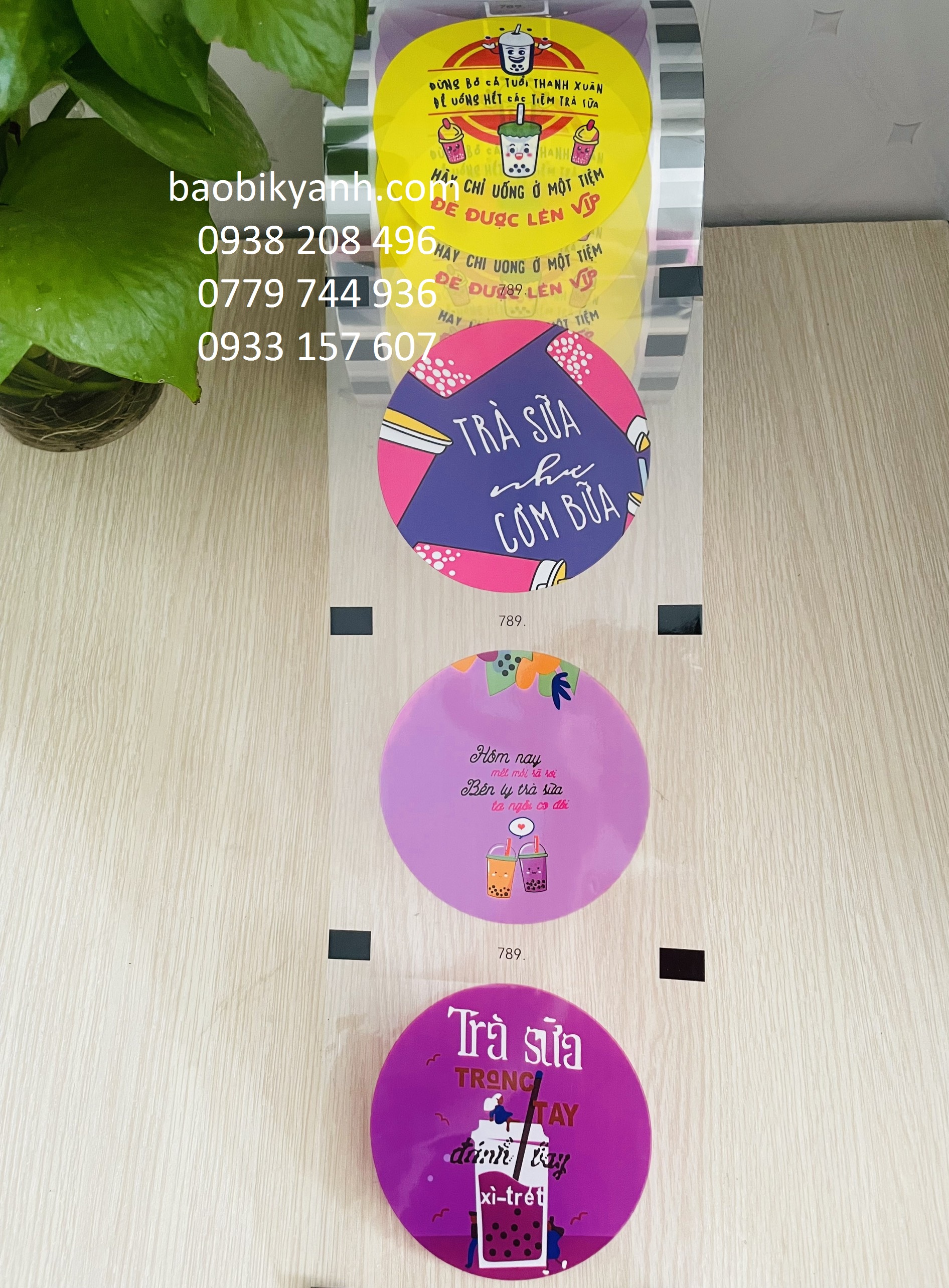 Màng ép ly trà sữa, kep ép miệng ly 2400 logo