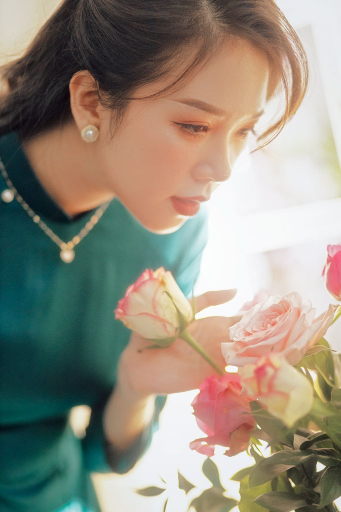 Sumire Store Áo dài Truyền thống Tú Lê