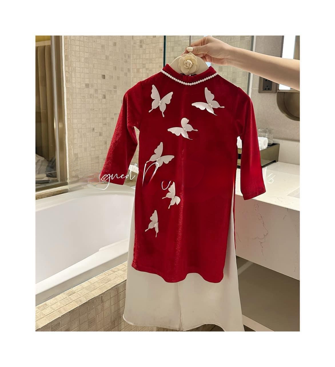 Set áo dài bé gái nhung đính bướm thủ công