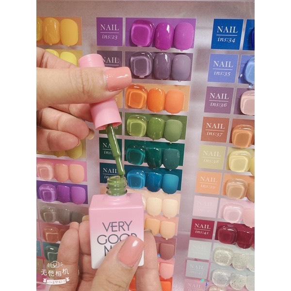 Sơn gel very good nail base , top ,trắng ,đen 15ml