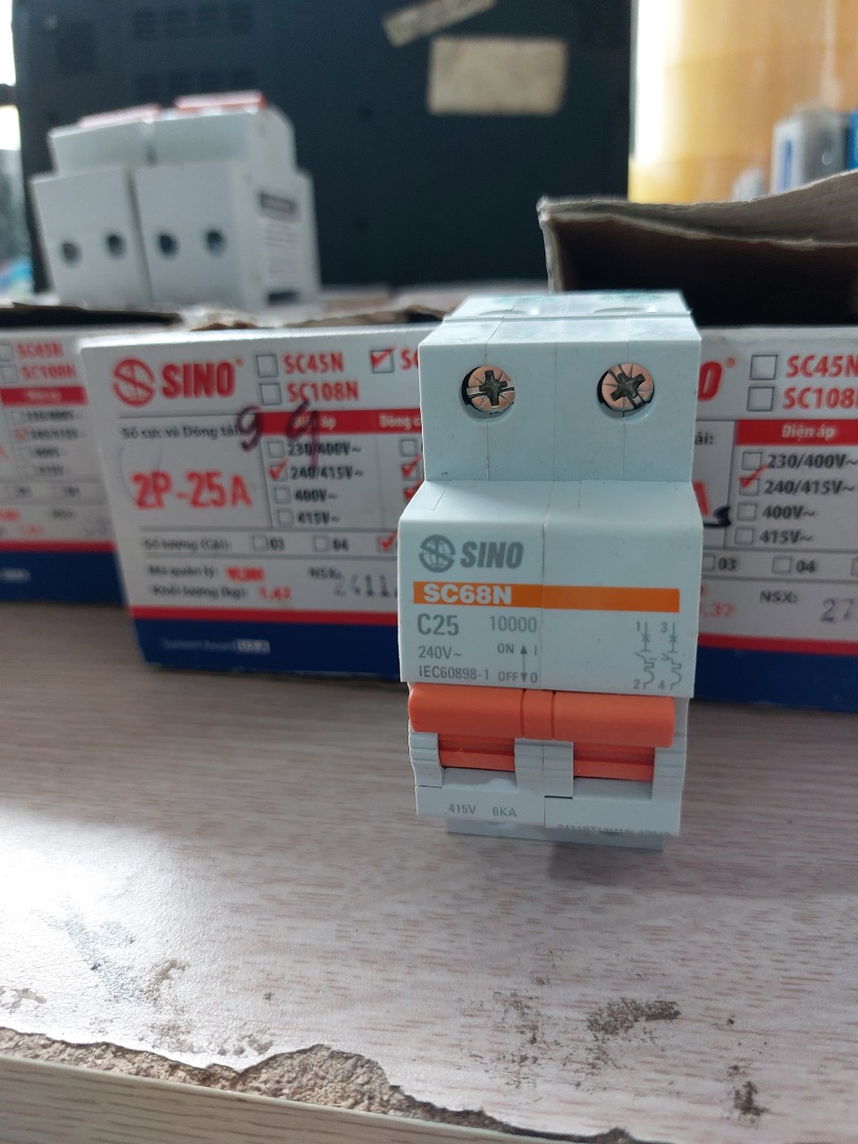 Át đôi Sino 2P 16A/20A/25A/32A/40A/50A/63A SC68N