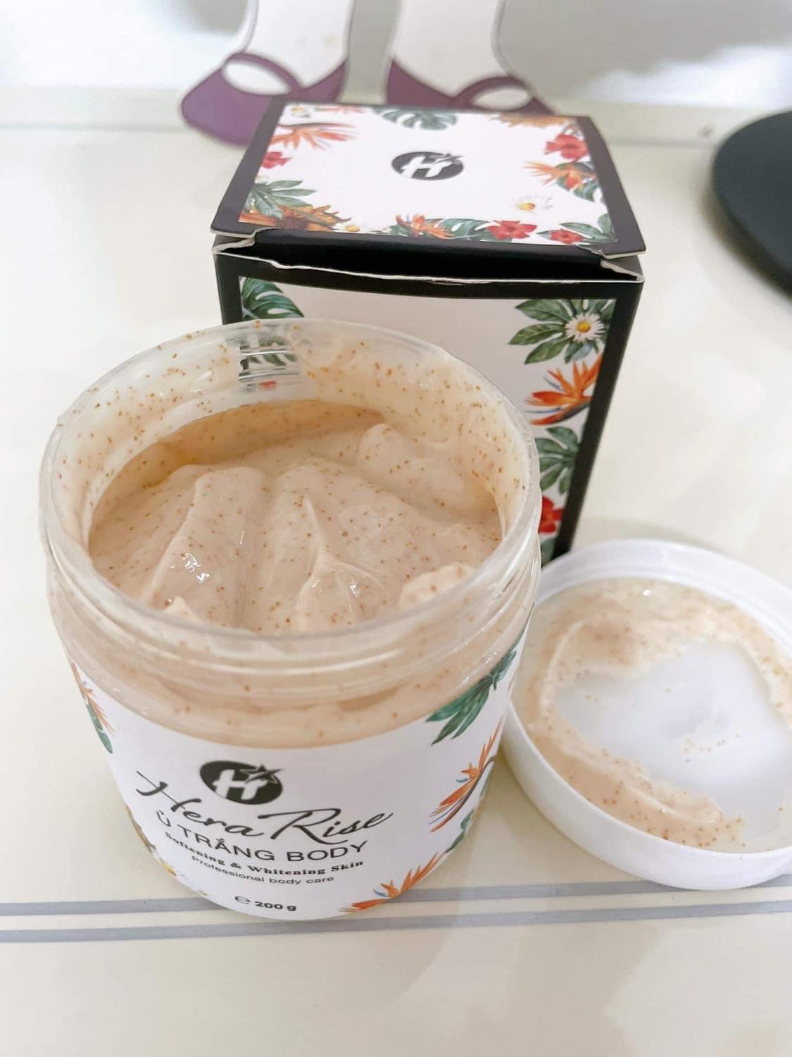 Ủ trắng body Hera Rise - Ủ kích trắng body Herarise