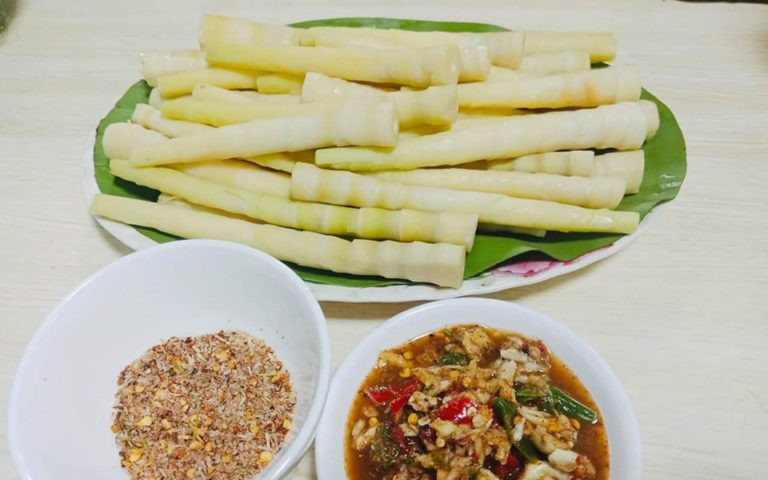 1 HỘP CHẨM CHÉO KHÔ