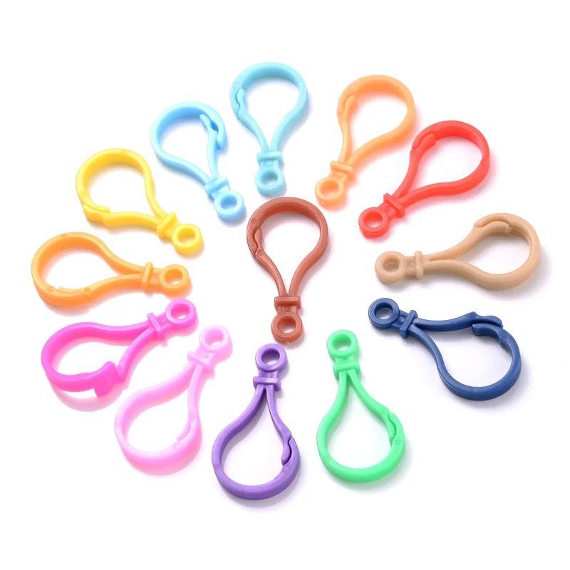 Móc khóa nhựa, móc treo nhựa móc thú bông, móc khóa handmade