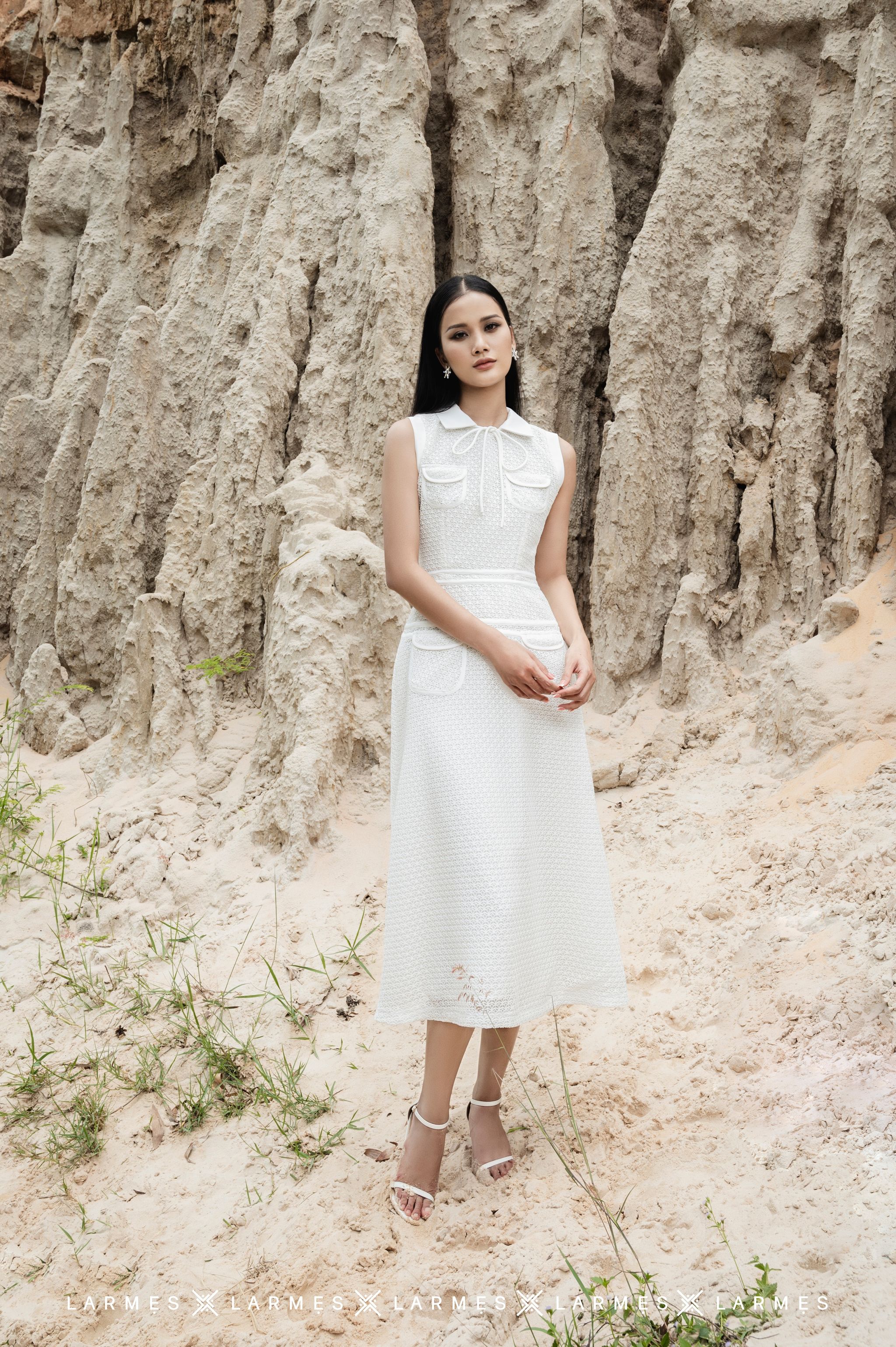 LARMES - Shula Sleeveless Dress