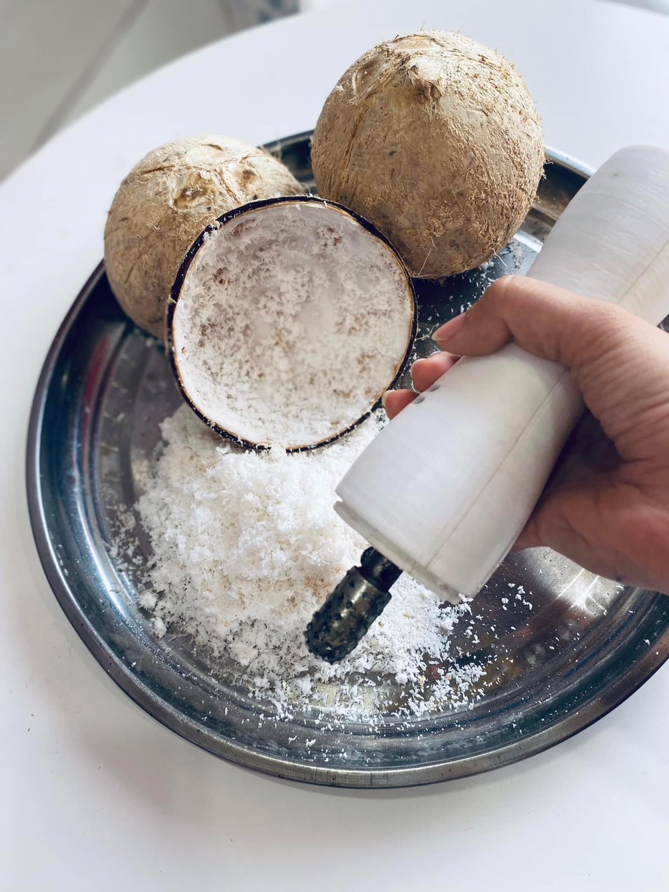 Máy nạo dừa mini