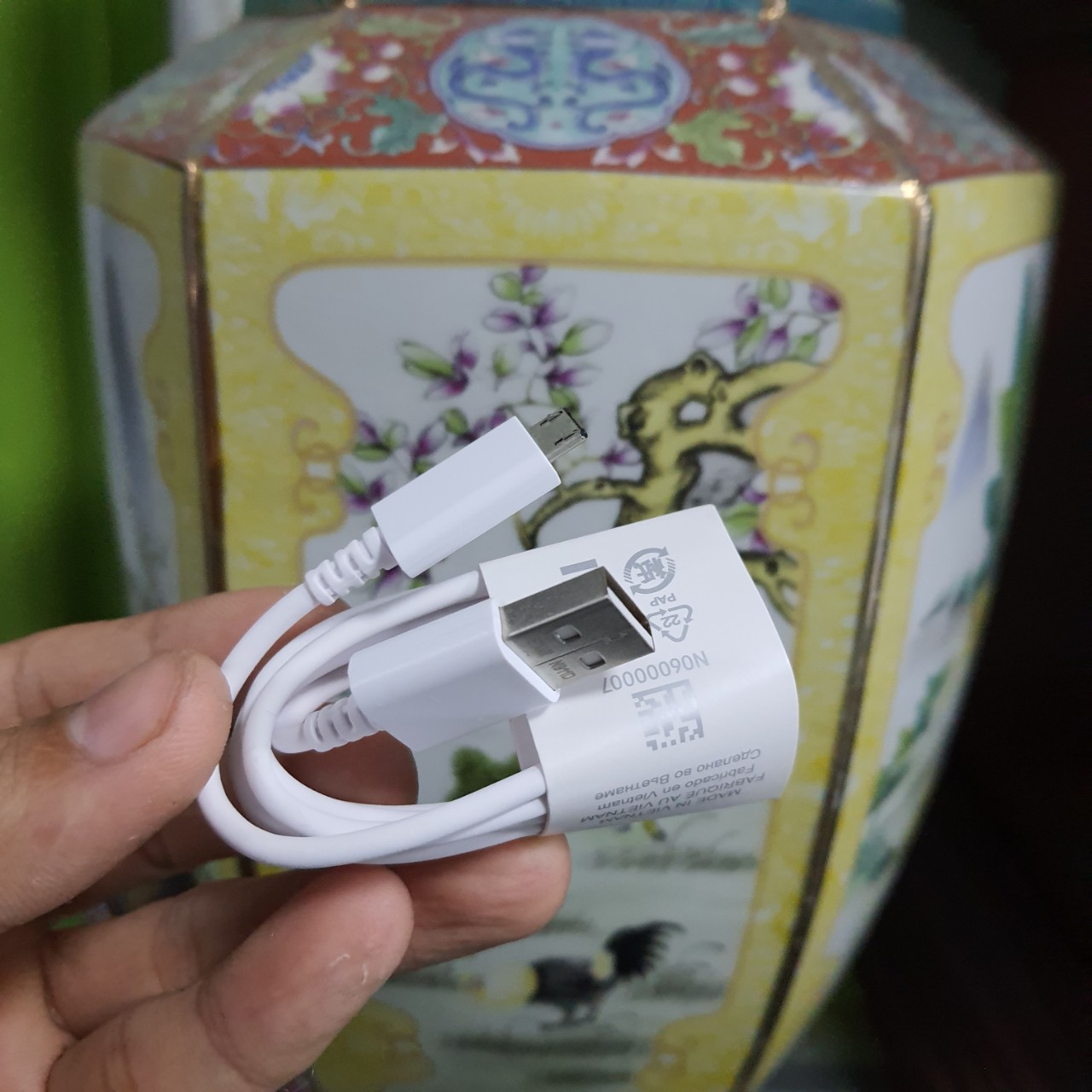 "Cáp sạc Vsmart Micro USB chính hãng "