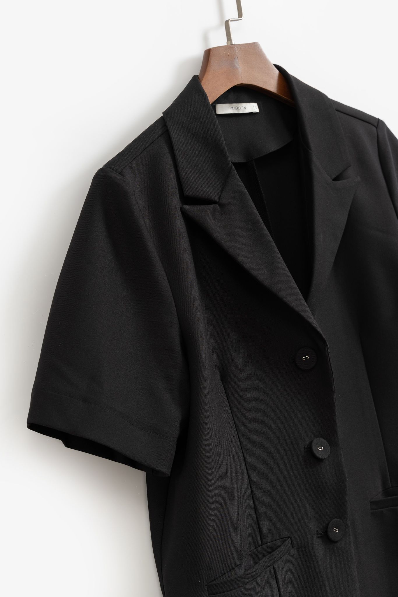 Blazer Ngắn Tay - Basic Madelen
