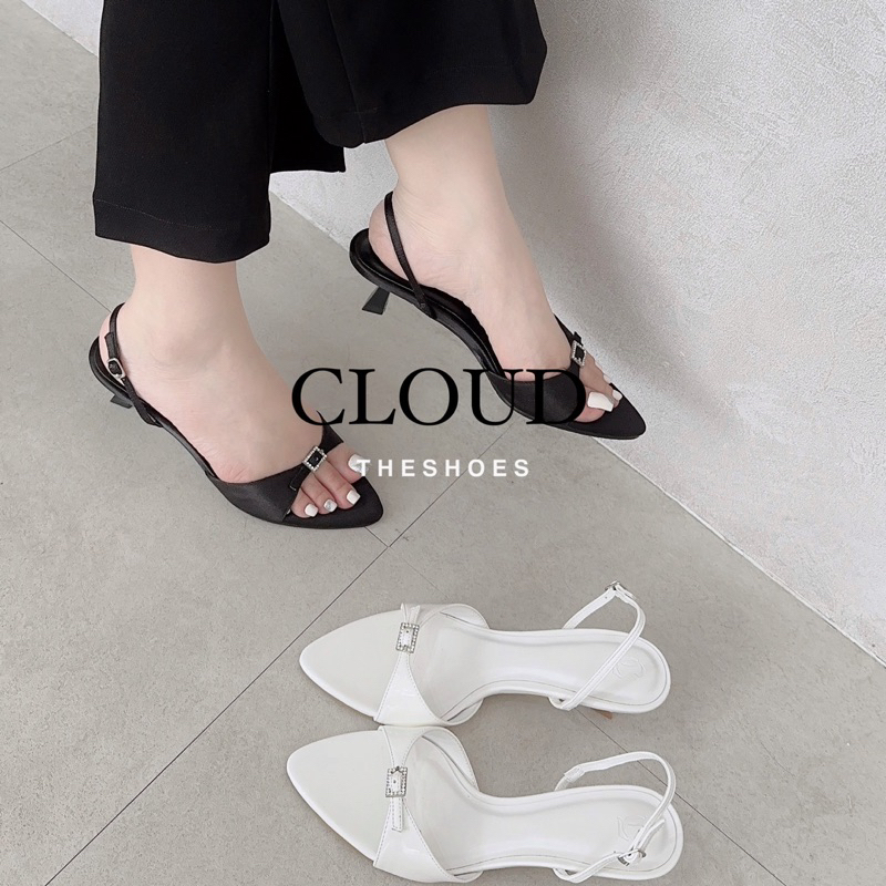 Giày sandal mũi nhọn khoá đá nhỏ