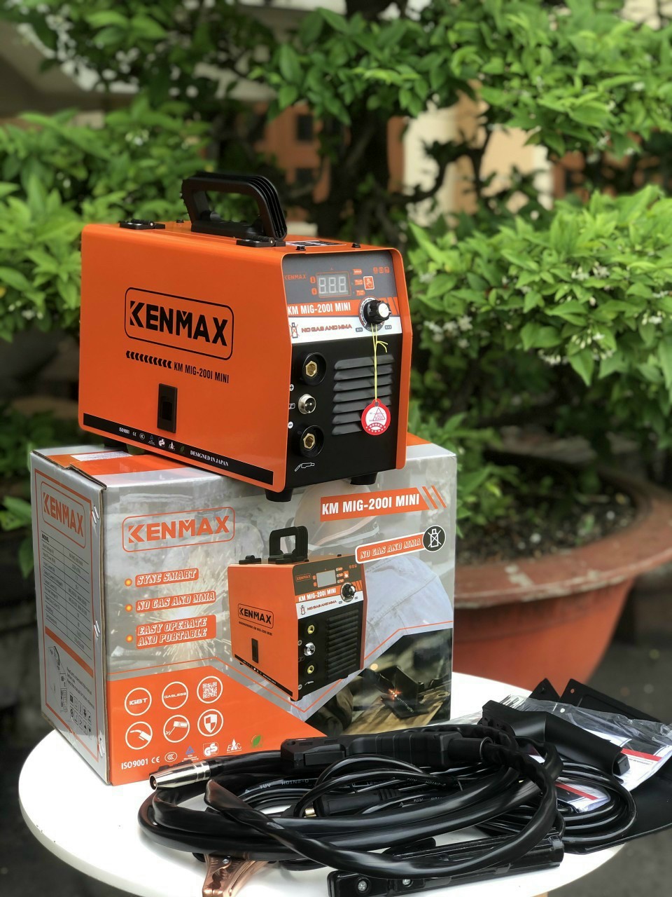 Máy hàn MIG - QUE km mig 200i mini KENMAX - ( TẶNG CUỘN 1KG, ĐÔI BAO TAY, SÁP HÀN )