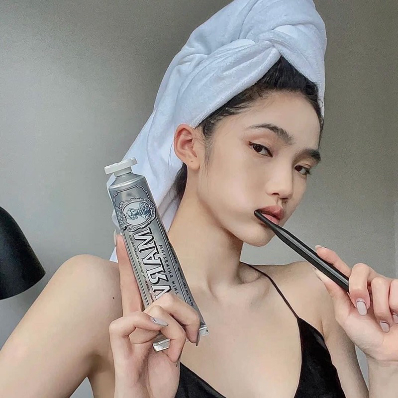 Kem đánh răng Marvis Ý trắng răng cao cấp
