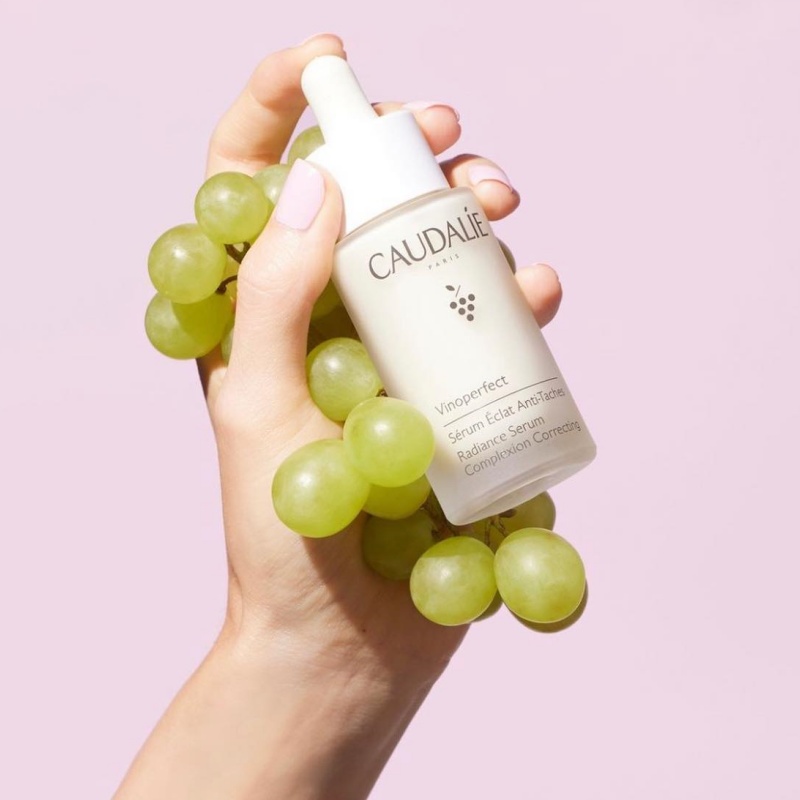 nnoregretsss phone case Vitamin C Whitening Essence Anti aging High Moisturizing Firming Maintain Stable Skin And Brighten The Face Skin Care Cosmetics. 