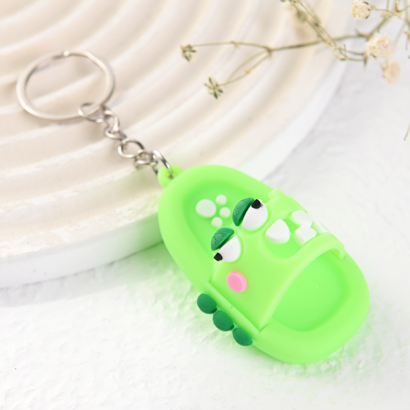 Móc khóa dép hình con vật cute