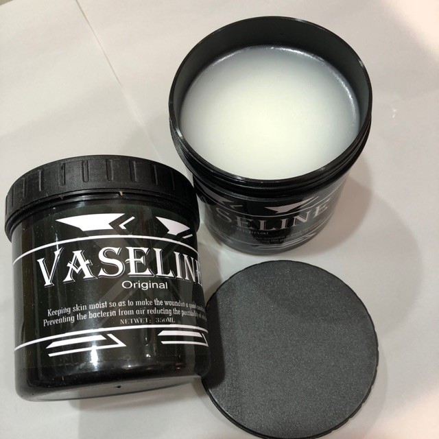 Vaseline đen 350gr lau mực xăm