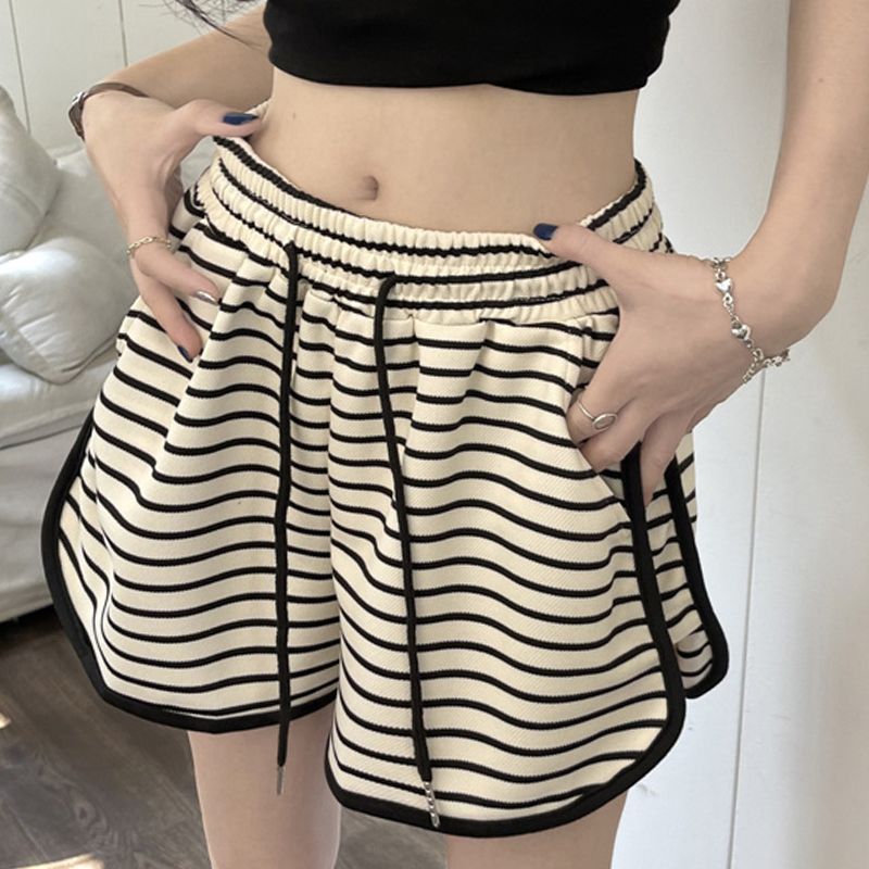 OEM Black and white striped casual sports shorts for women, loose hot girl high waist slimming wide leg pants