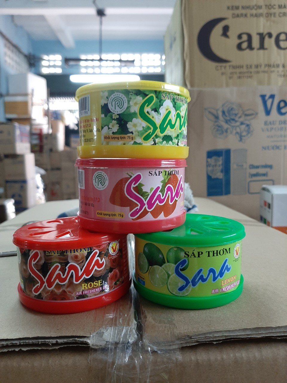 Sáp Thơm SARA 75G (Chanh, Hoa Hồng, Lài, Dâu)