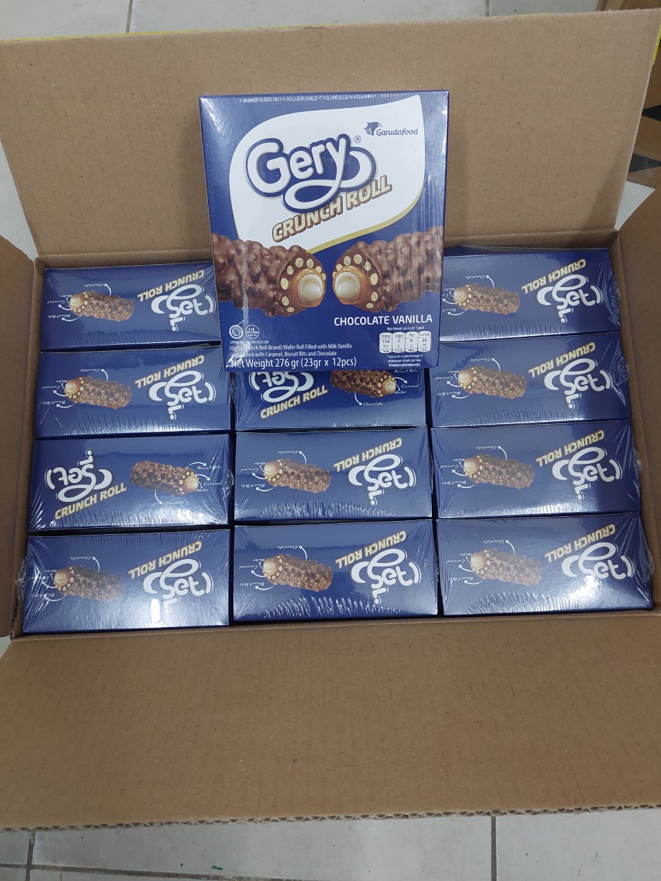 BÁNH CUỘN PHỦ SOCOLA GERY CRUNCH ROLL 276G (12 CHIẾC)