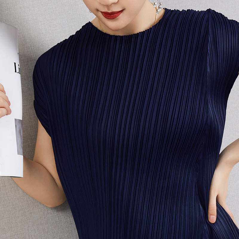 Áo Kiểu Thiết Kế Xếp Li Nữ Cổ Điển Dài Trung Bình Không Đều Màu Trơn Cổ Tròn Dáng Rộng Ngoại Cỡ 83043