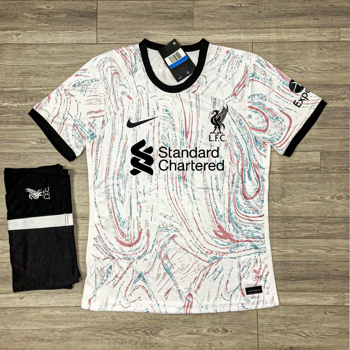 Quần áo bóng đá CLB Liverpool sân khách 3