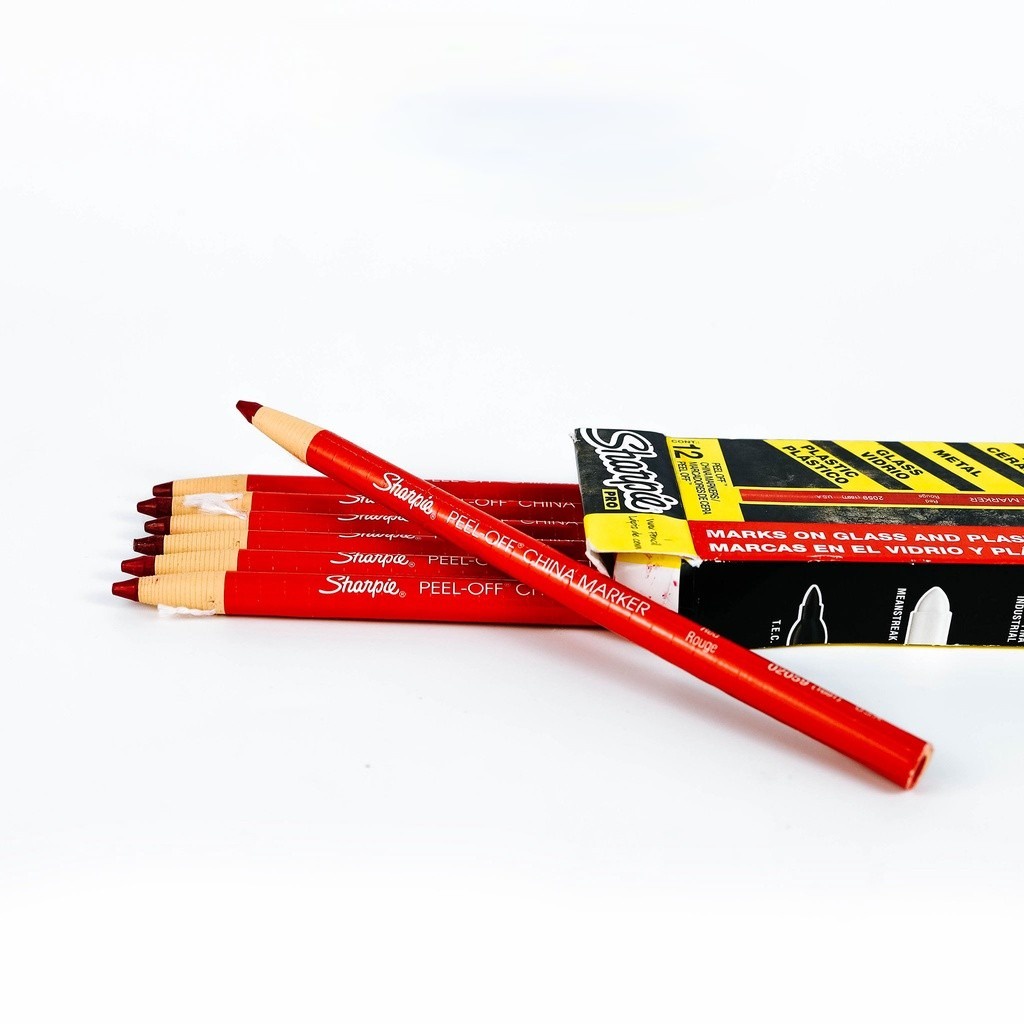 Chì đá Sharpie Pro định hình môi, mày dùng trong phun xăm