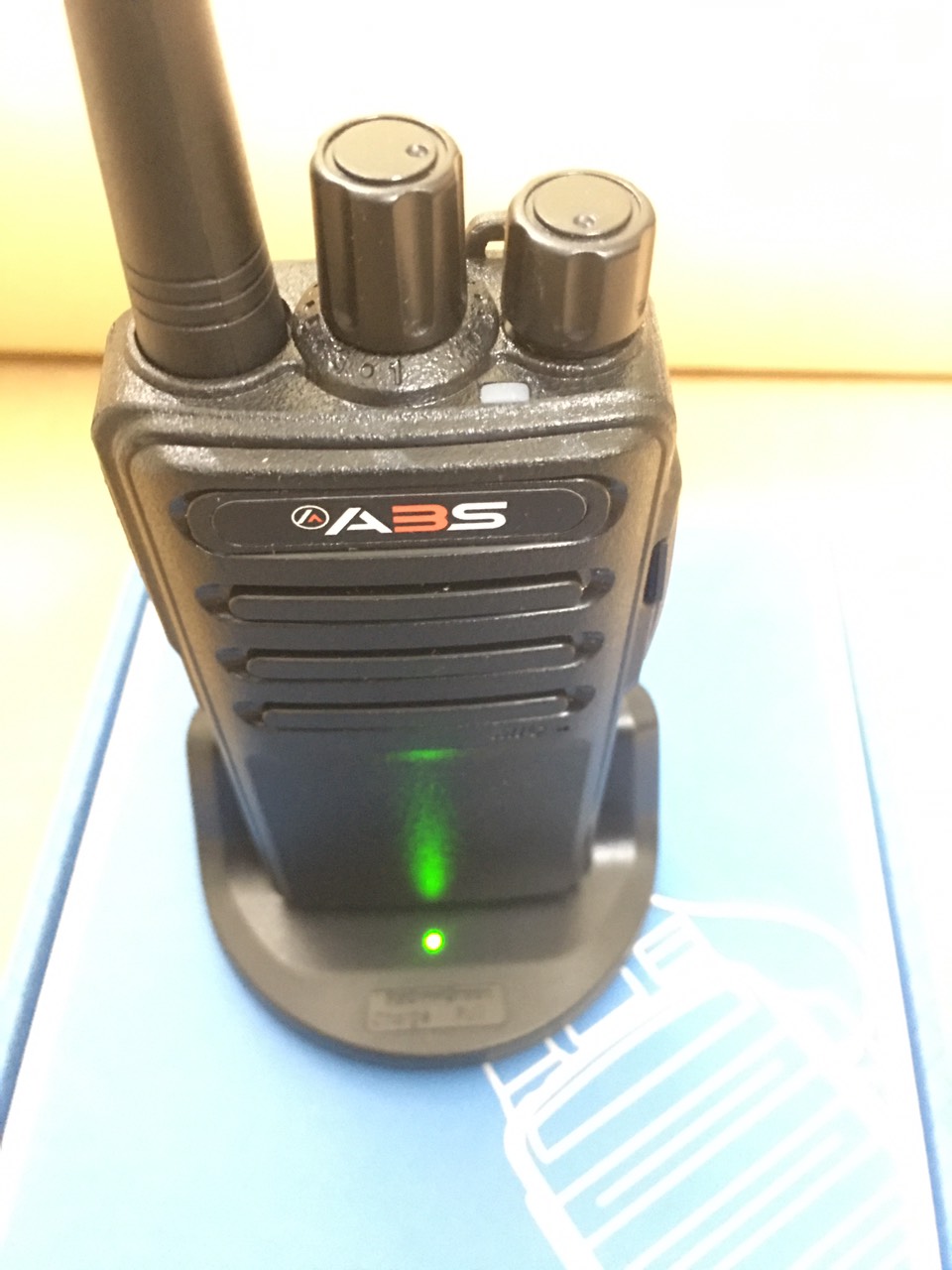 Bộ 3 Máy bộ đàm ABS GP850 (Sạc đế, kèm Cổng hỗ trợ sạc USB)