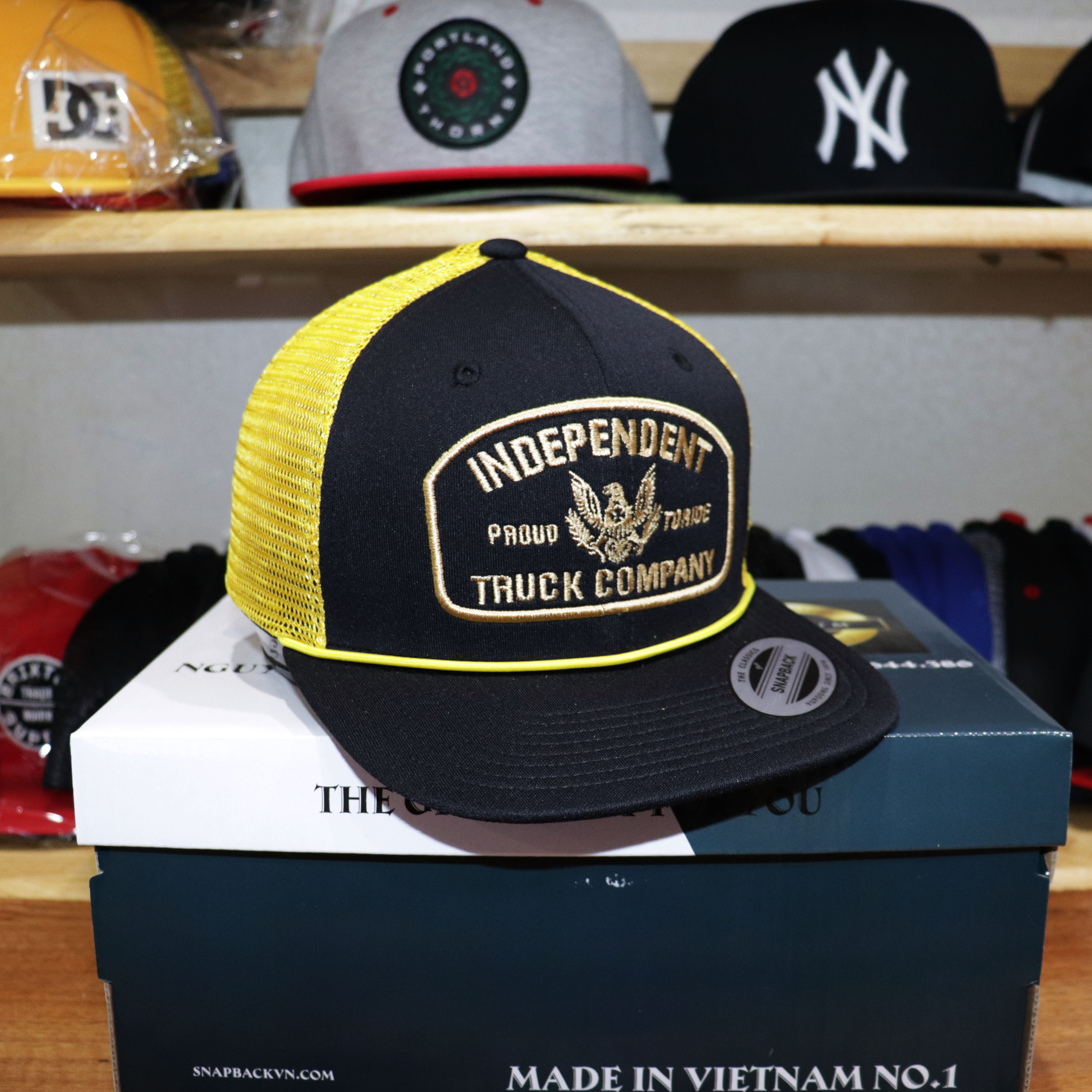 Nón Snapback Thần Điêu Đại Hiệp 2022.