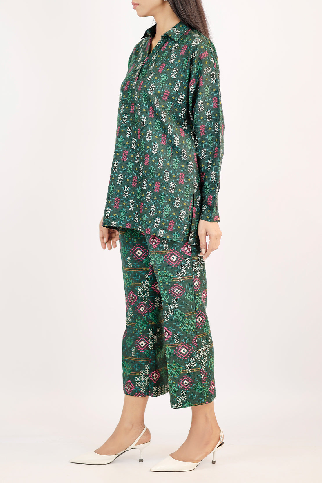 Saya - Printed Khaddar Stitched 2Piece (Shirt/Trouser). 