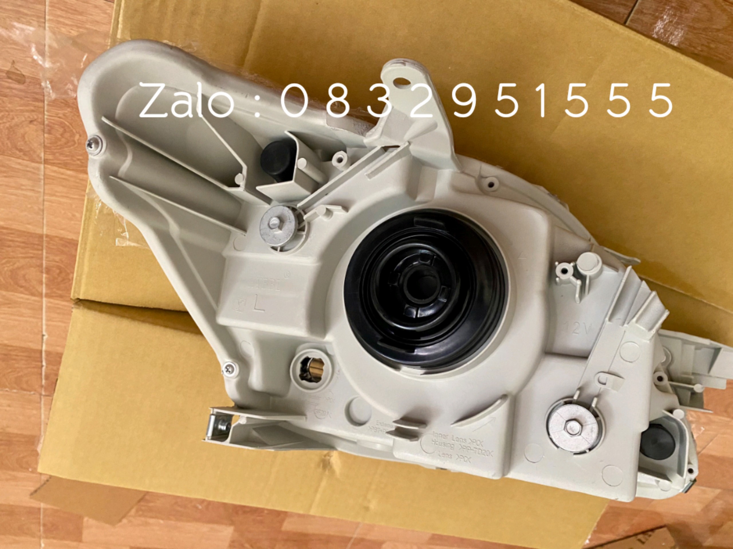 đèn pha Vios 08 - 13 ( Oem )