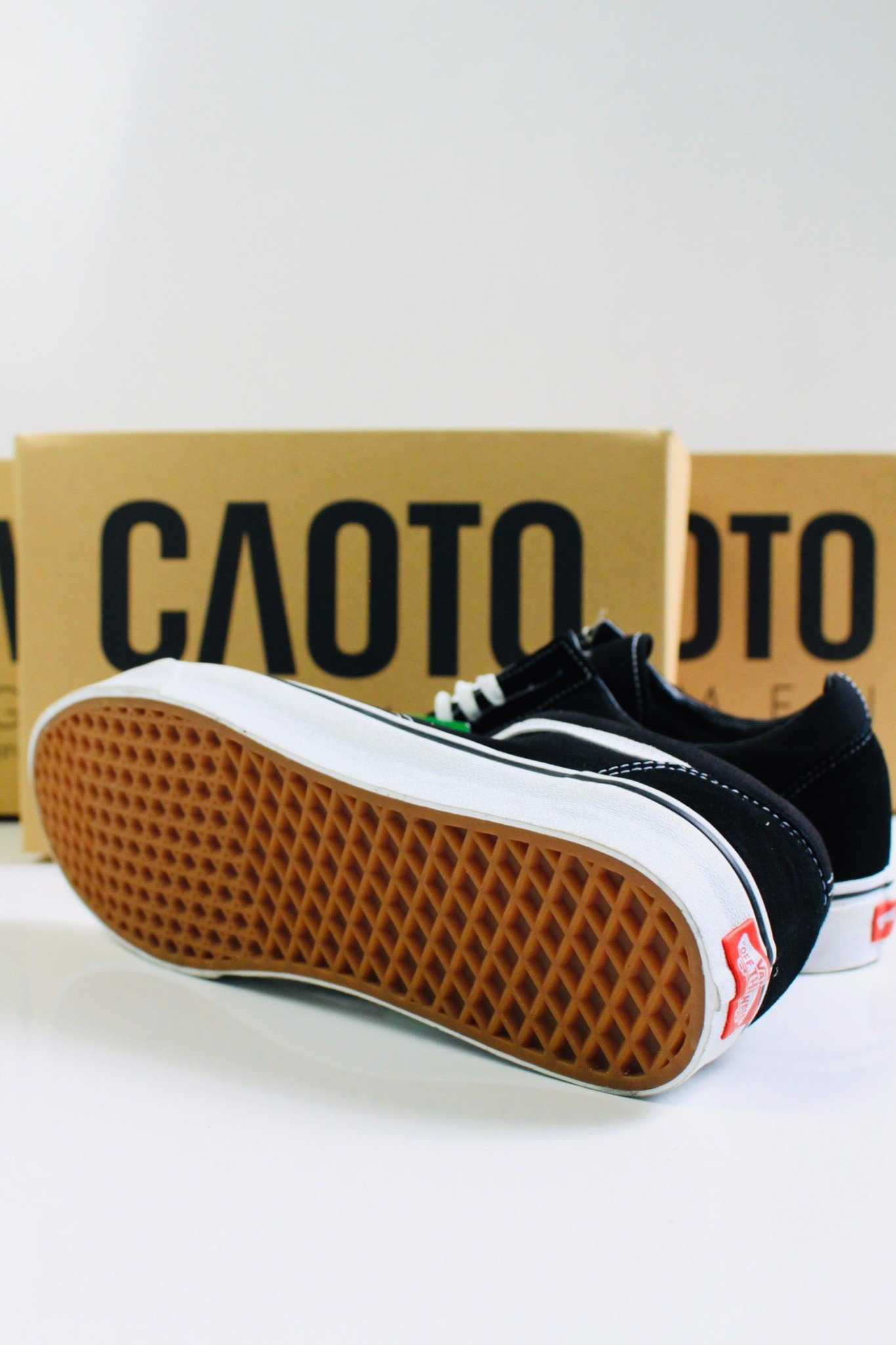 Giày Vans Old Skool (full box +Bill + tất )